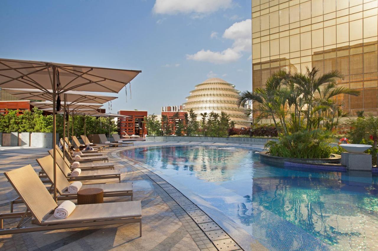 City Of Dreams - Nuewa Manila Paranaque City Ngoại thất bức ảnh